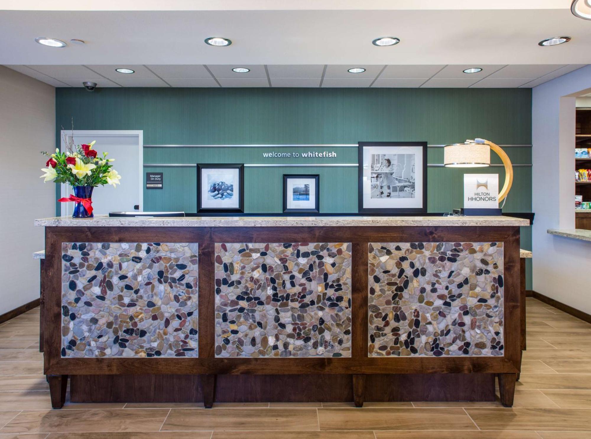 Hampton Inn & Suites Whitefish Exteriör bild