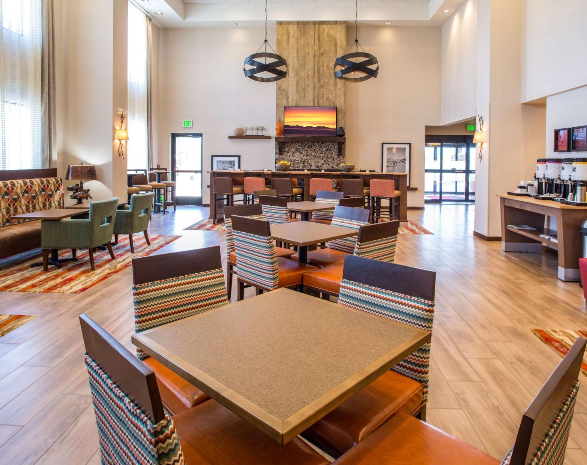 Hampton Inn & Suites Whitefish Exteriör bild